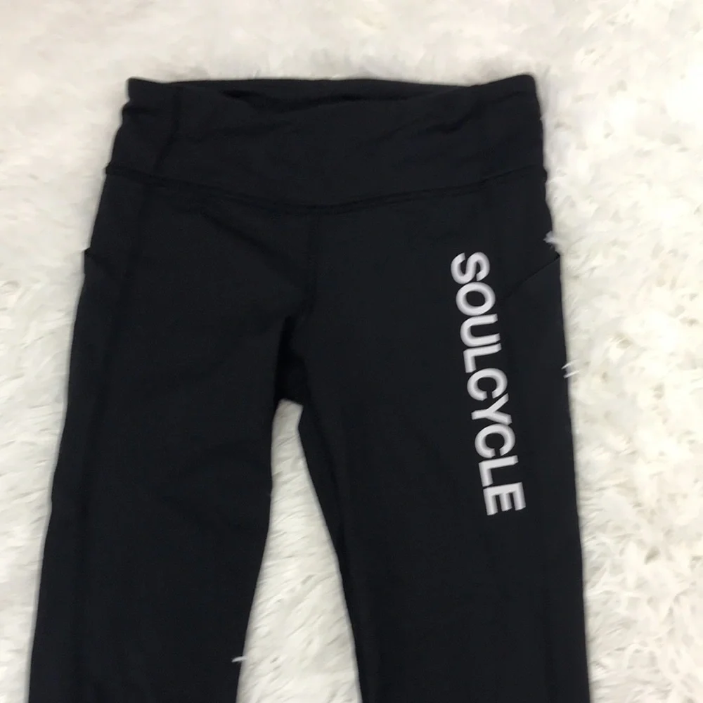 Lululemon SoulCycle Pace Rival Crops - Picture 2 of 9